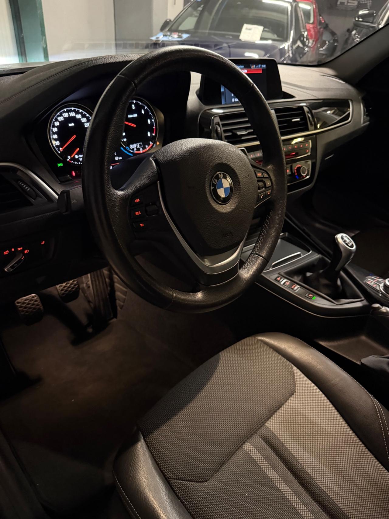 Bmw 116d 5p. URBAN EU6B INTROVABILE KMCERT GARANZ UNICOPR