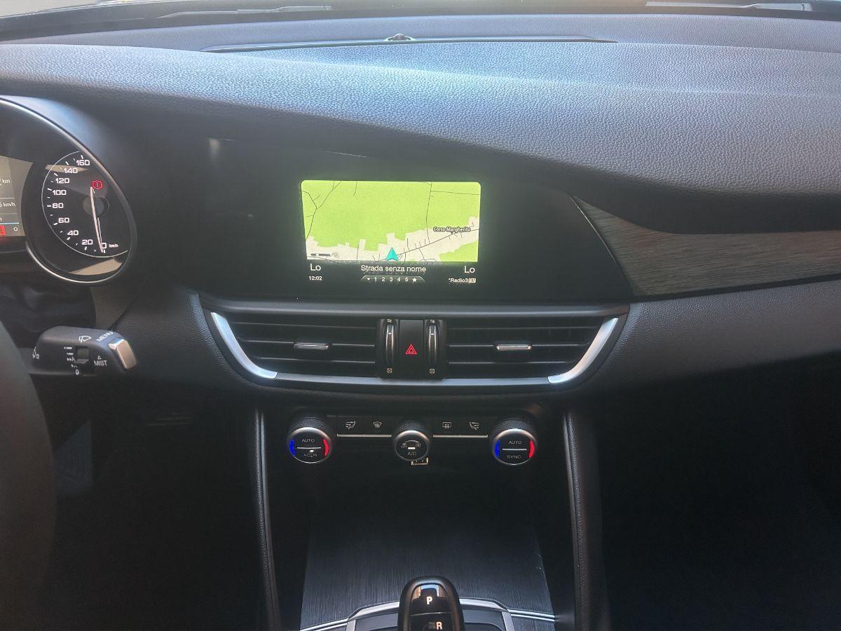 ALFA ROMEO - Giulia - 2.2 Turbodiesel 150 CV AT8 EXECUTIVE