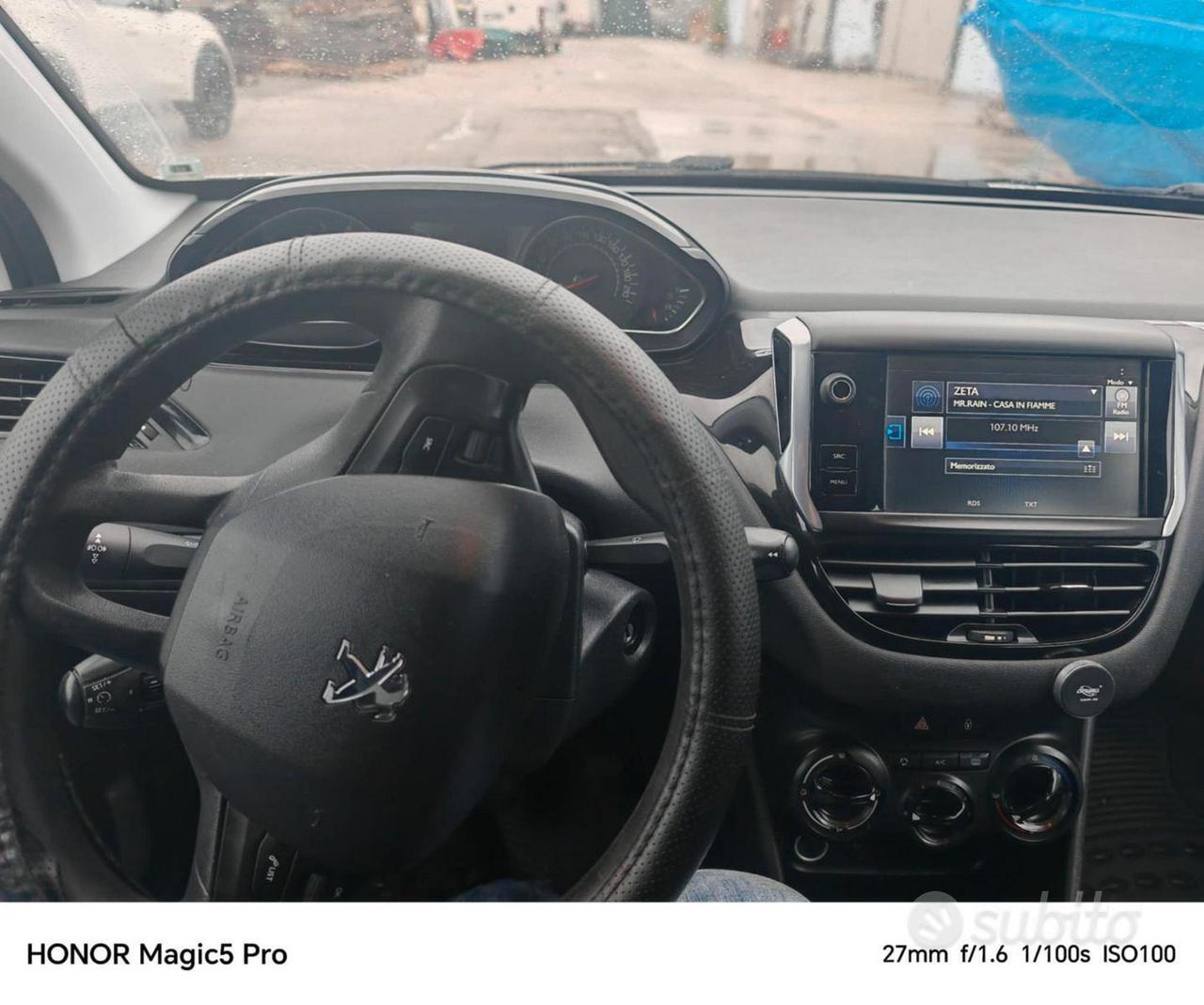 Peugeot 208 1.4 vti