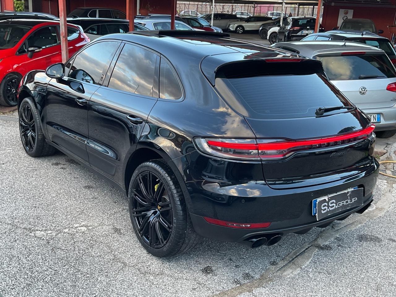 Macan 3.0 S-unipro-rate-black pack-strafull