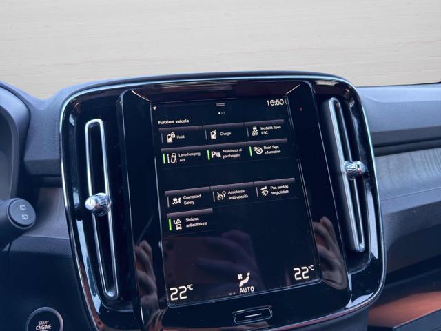 VOLVO XC40 T4 Recharge Plug-in Hybrid Inscription