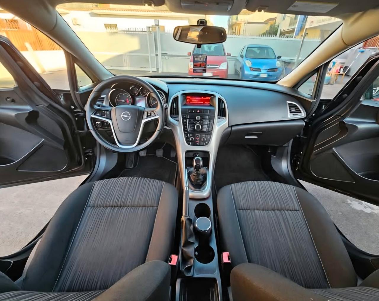 Opel Astra 1.7 CDTI 110CV 5 porte Elective