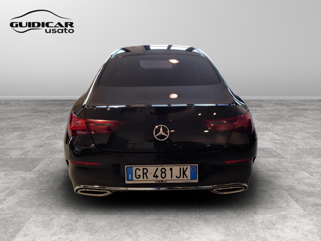 Mercedes-Benz CLA Coupe - C118 2023 - CLA Coupe 200 d AMG Line Advanced Plus auto