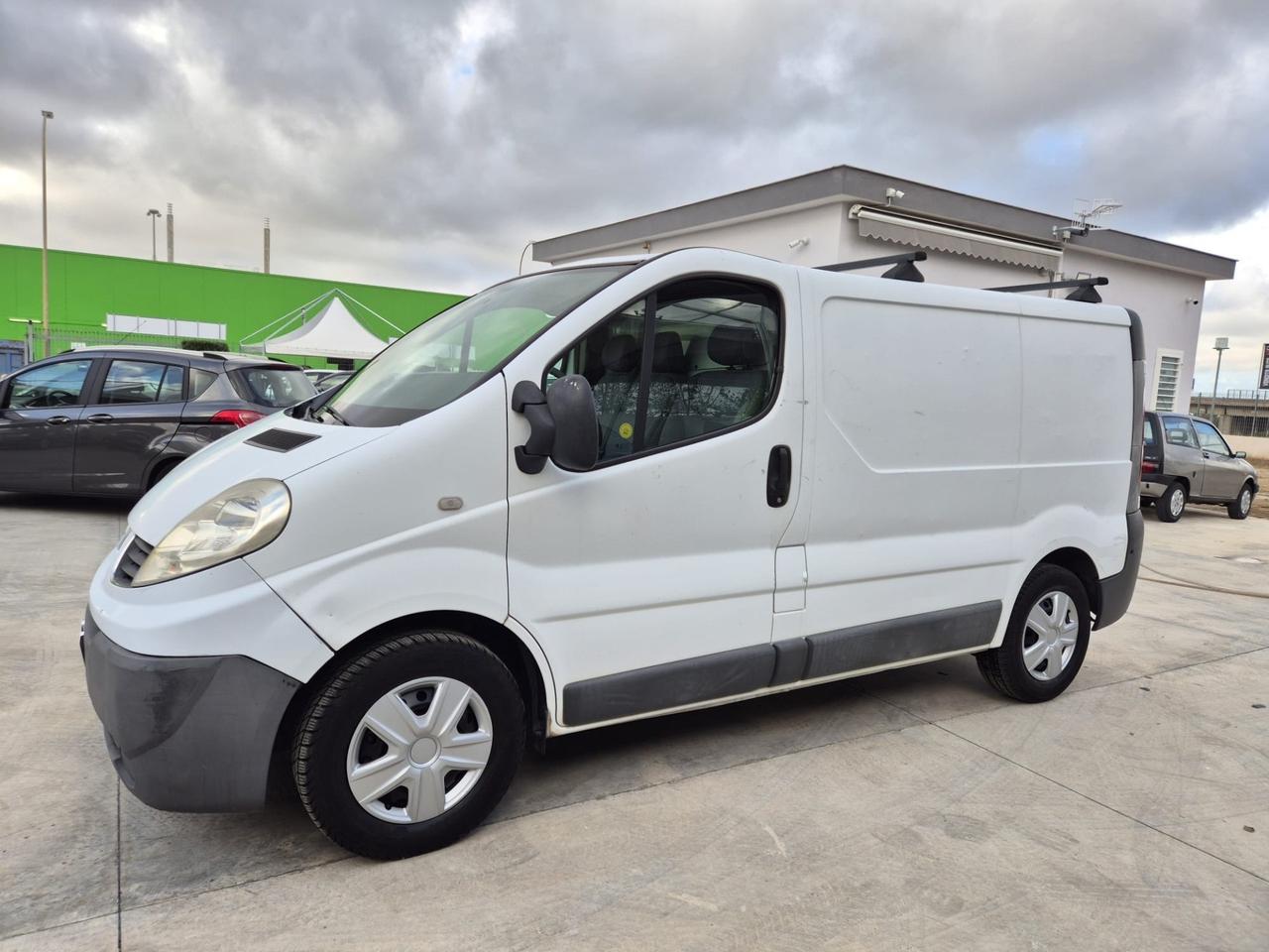 Renault trafic 2.0 DCI