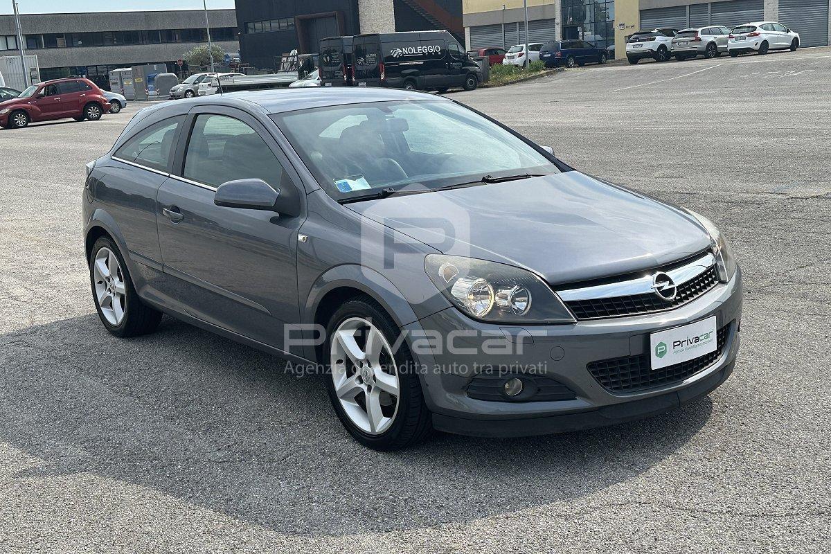 OPEL Astra GTC 1.7 CDTI 101CV 3 porte Cosmo