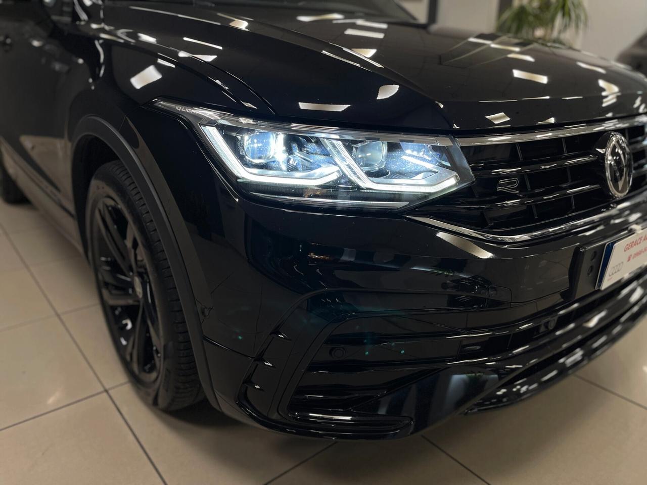 Volkswagen Tiguan 2.0 TDI 150cv DSG R-Line