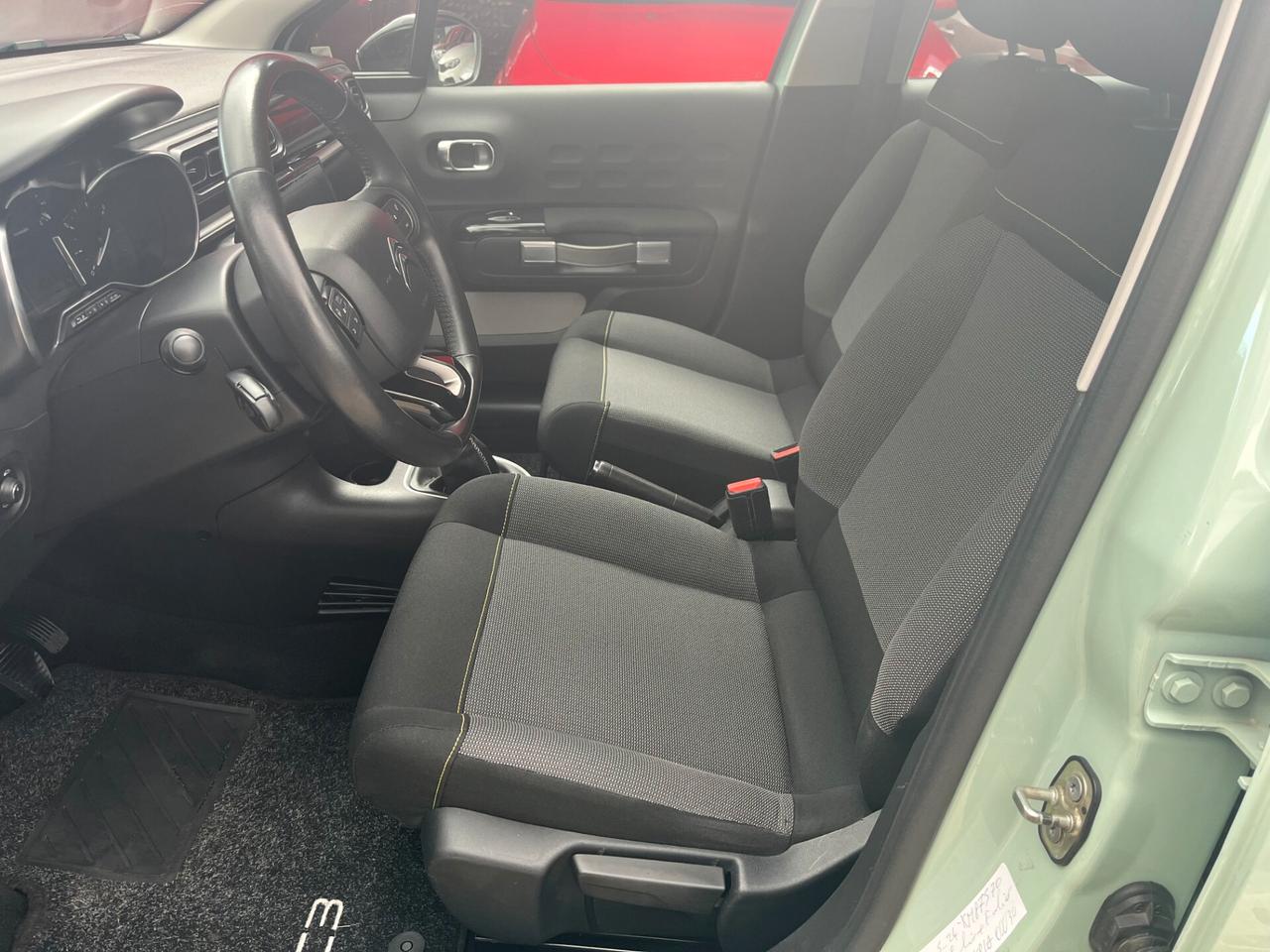 Citroen C3 PureTech 82 cv Shine