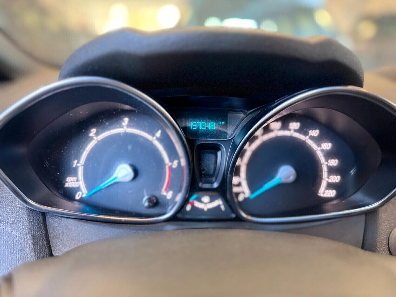 Ford Fiesta 1.5 TDCi 75CV 5 porte ST-Line