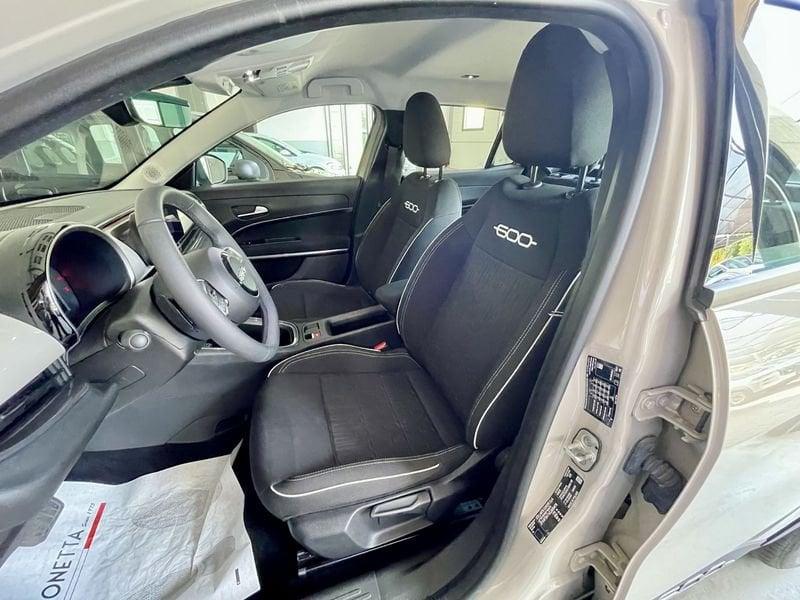 FIAT 600 1.2 hybrid 145cv auto - AZIENDALE