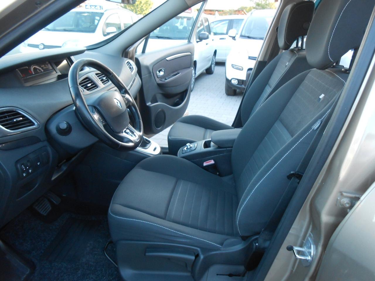 Renault Scenic XMod 1.5 dCi 110CV Limited