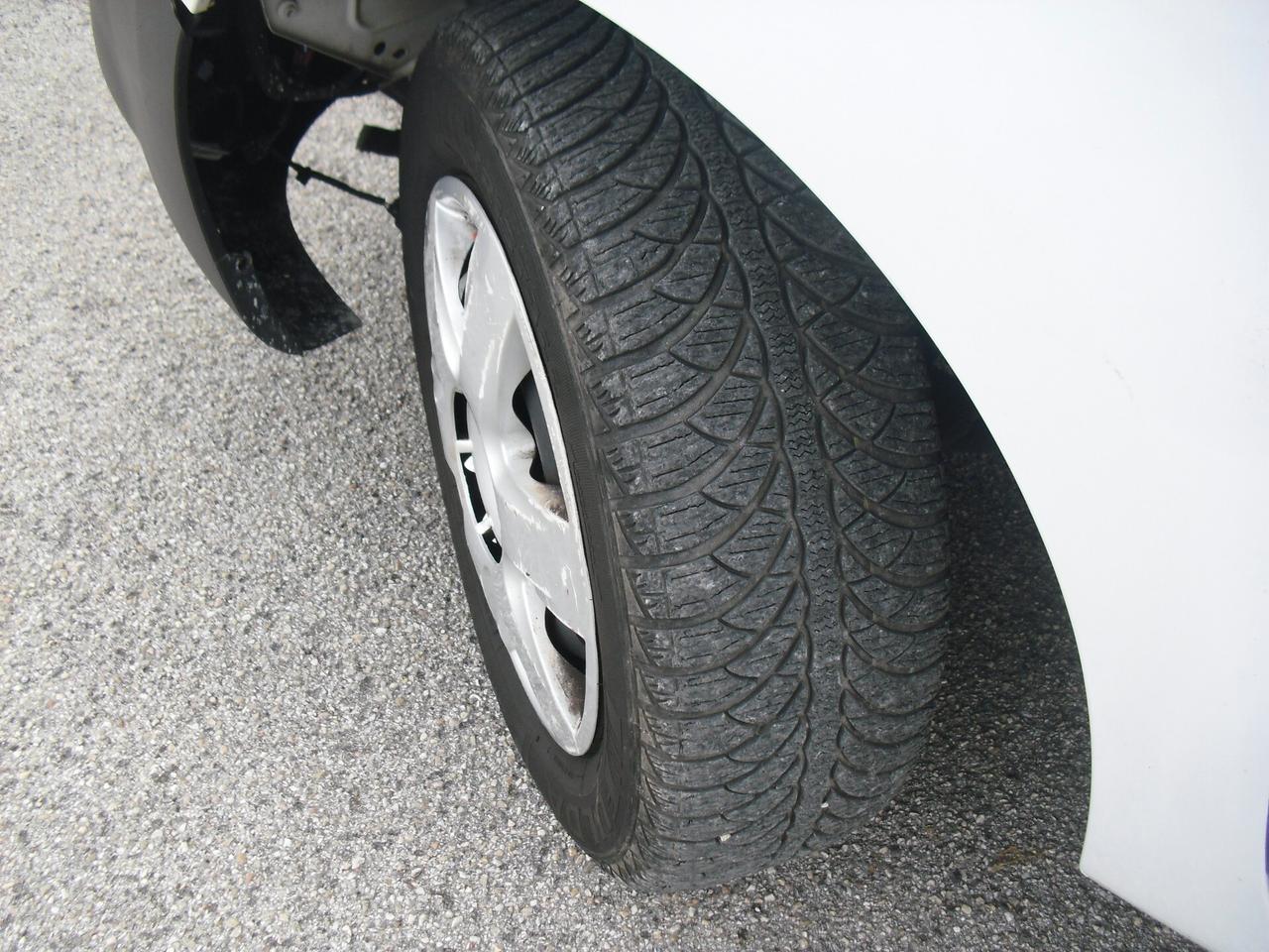 Renault Kangoo 1.5dci 75cv E6 furgone con scaffalatura interna e navigatore, OTTIME CONDIZIONI!!