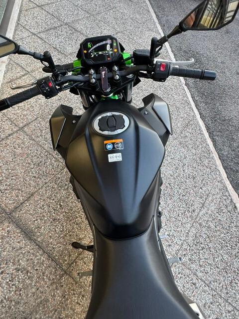 Kawasaki Z 500 SE ABS SOLO 400 KM!!!