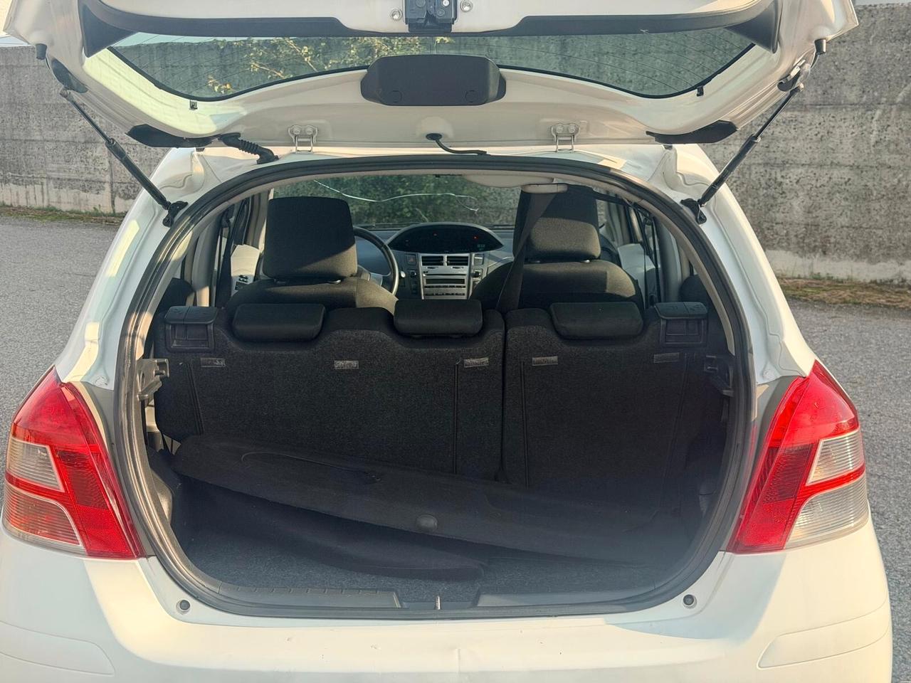 Toyota Yaris 1.0 5 porte Sol GPL
