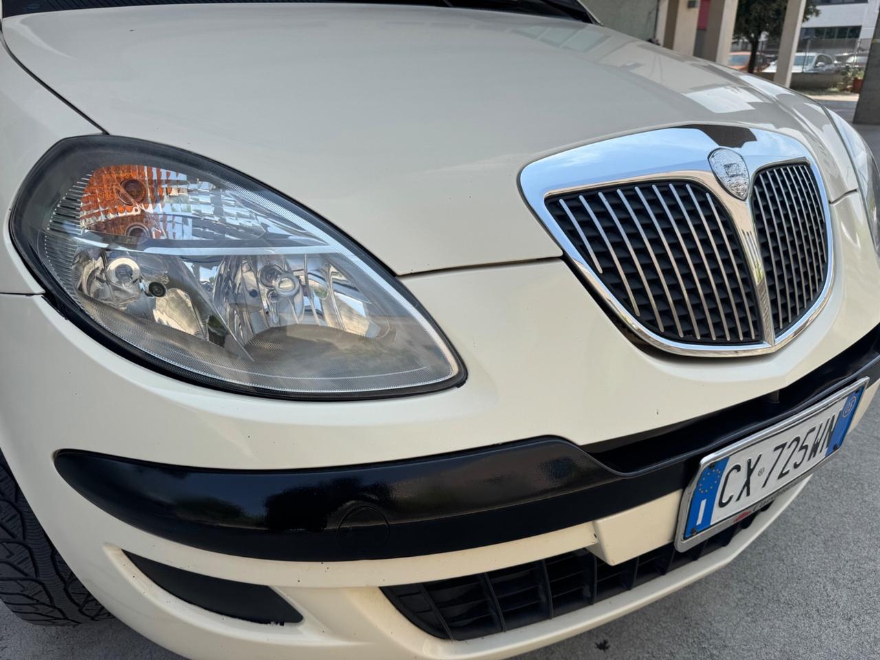Lancia Ypsilon 1.2