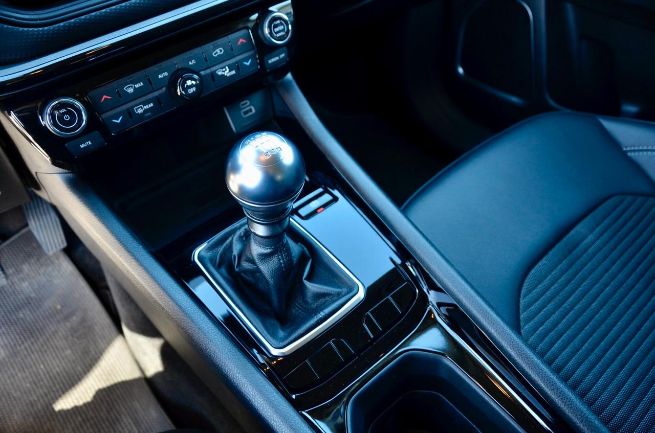 JEEP COMPASS 1.6 MTJ NIGHT EAGLE 2WD 130cv, UNICO UTILIZZATORE, UFF ITALIANA, SERVICE CON FATTURE, EURO 6D, NAVI, RETROCAMERA, 19", PERMUTE