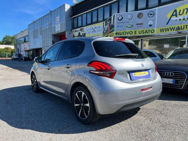 PEUGEOT 208 1° serie PureTech 82 Stop&Start 5 porte Signature