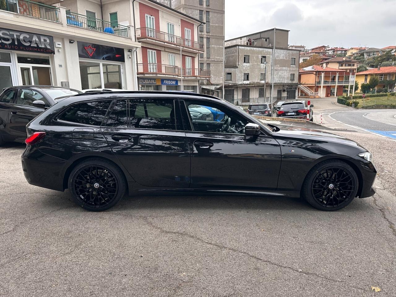 Bmw 318 d 48V Touring M Sport + R19 + BLACK PACK + FARI MATRIX + GANCIO TRAINO 320 + HEAD-UP