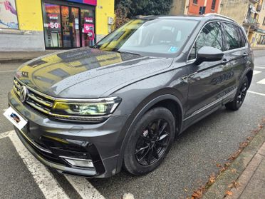 Volkswagen Tiguan 240CV DSG 4MOTION R-Line