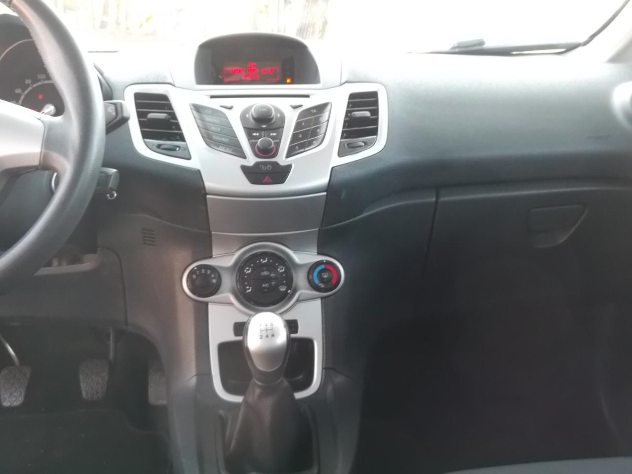 Ford Fiesta 1.4 GPL Neopatentati 2012