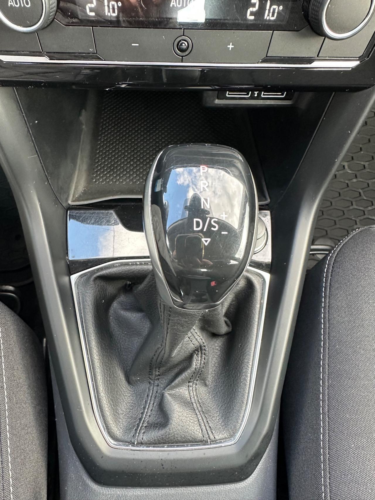 Volkswagen T-Cross 1.6 TDI DSG SCR Style BMT