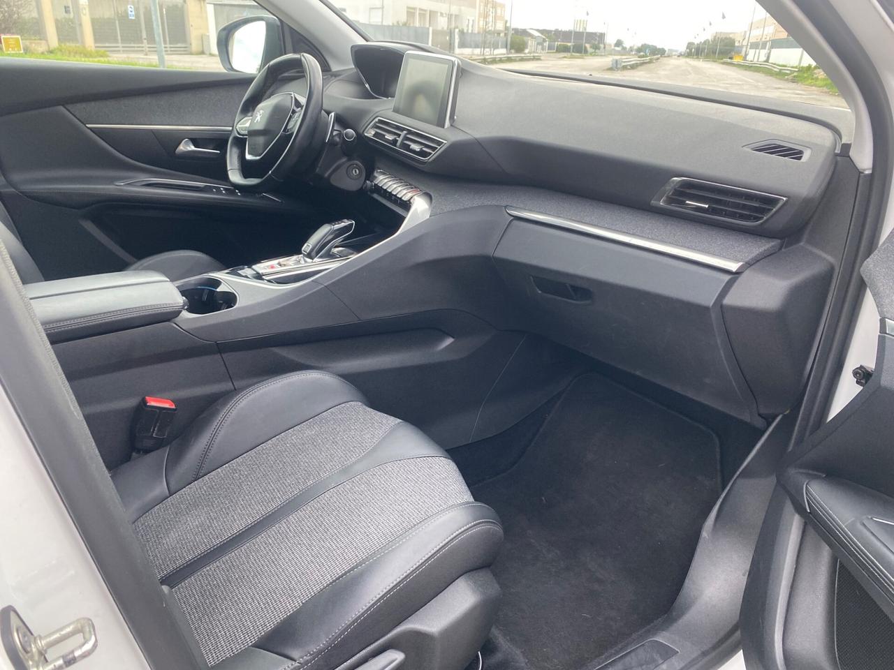 Peugeot 3008 BlueHDi 130 S&S Allure