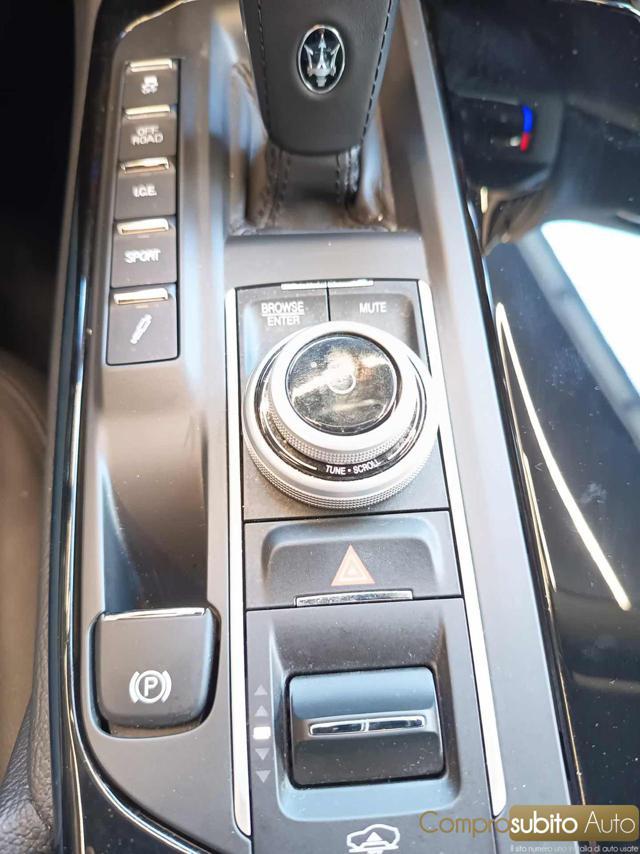 MASERATI Levante MHEV 330 CV AWD GT