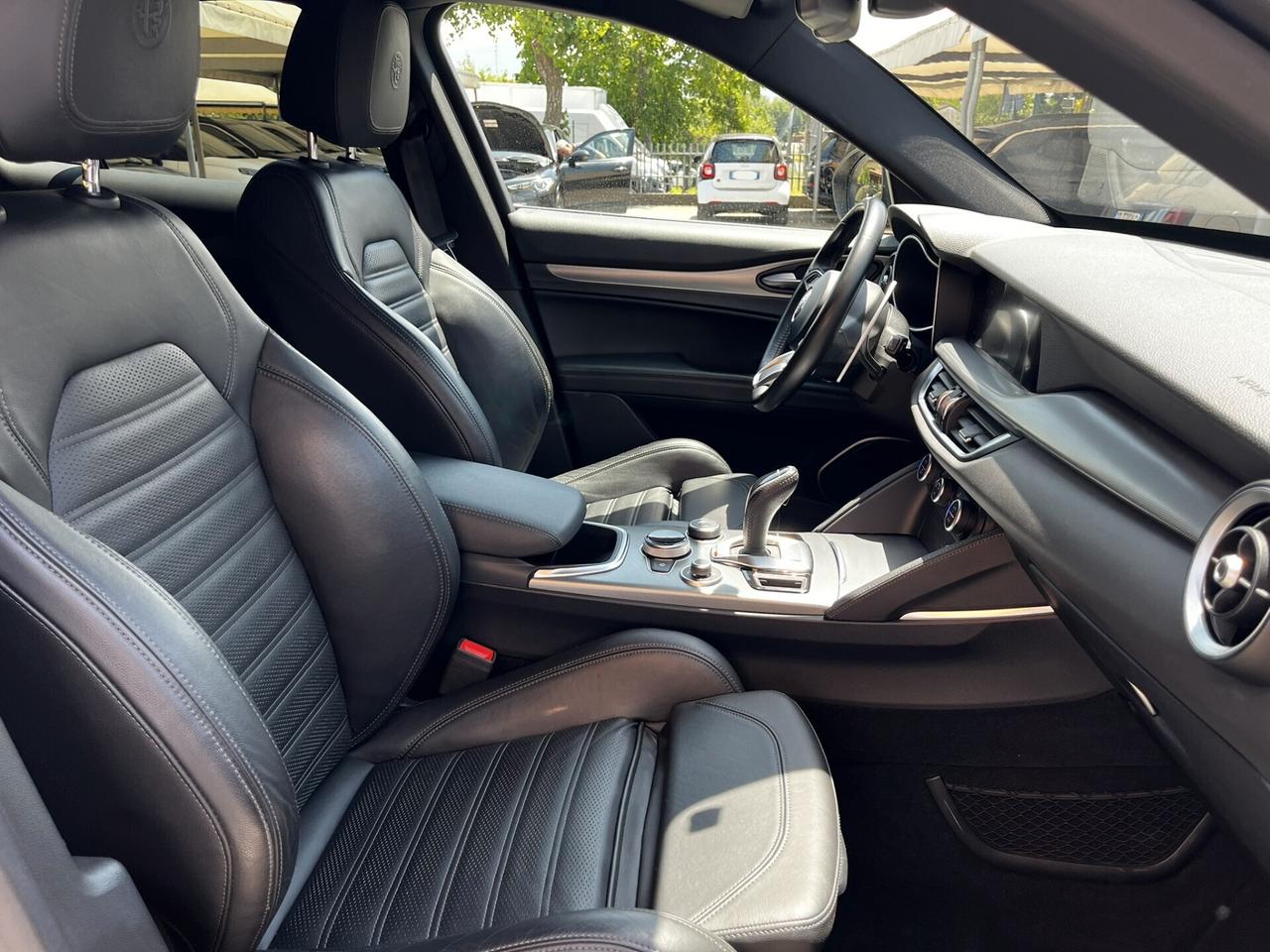 Alfa Romeo Stelvio 2.2 Turbodiesel 210CV AT8 Q4 Veloce