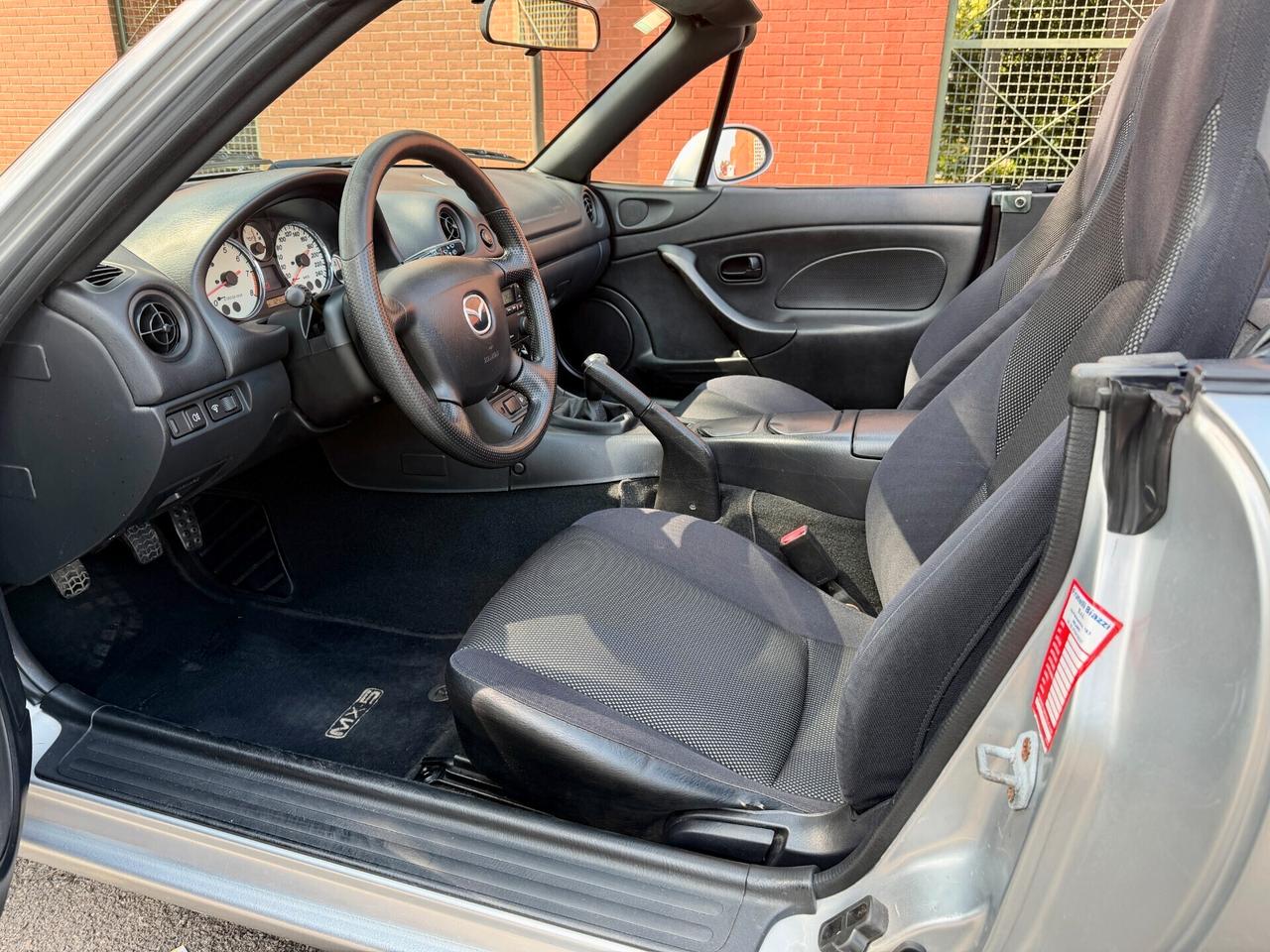 Mazda MX-5 1.6i 16V cat Trilogy