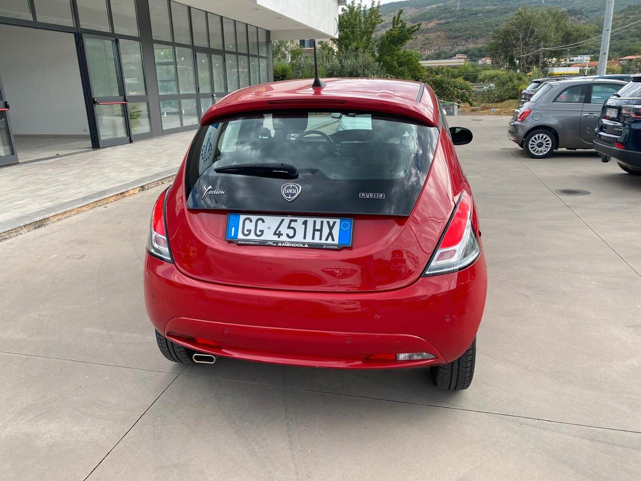 Lancia Ypsilon 1.0 Hybrid Ecochic Gold S&S