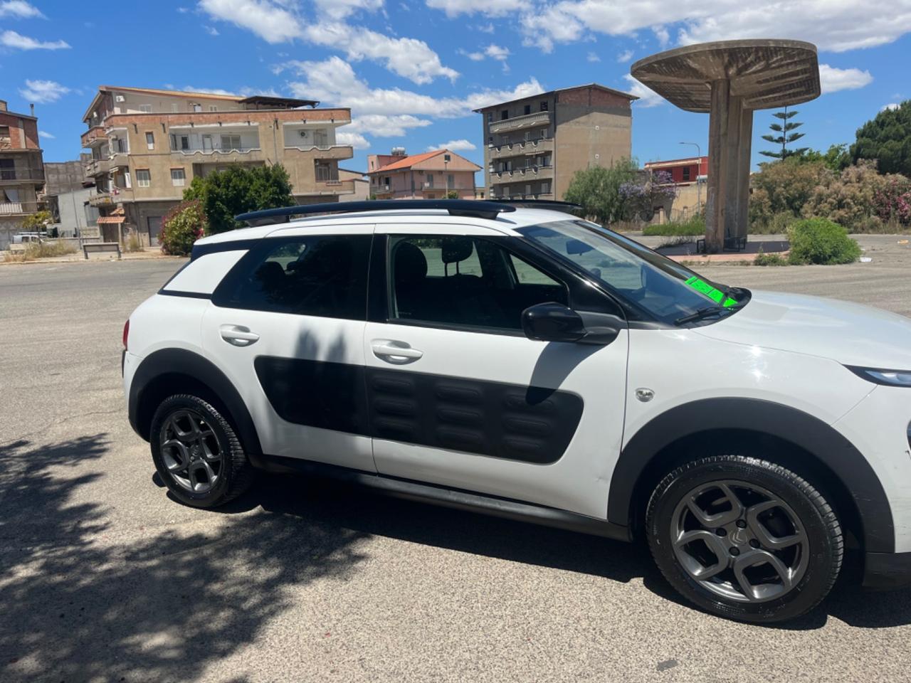 Citroen C4 Cactus BlueHDi 100 Shine