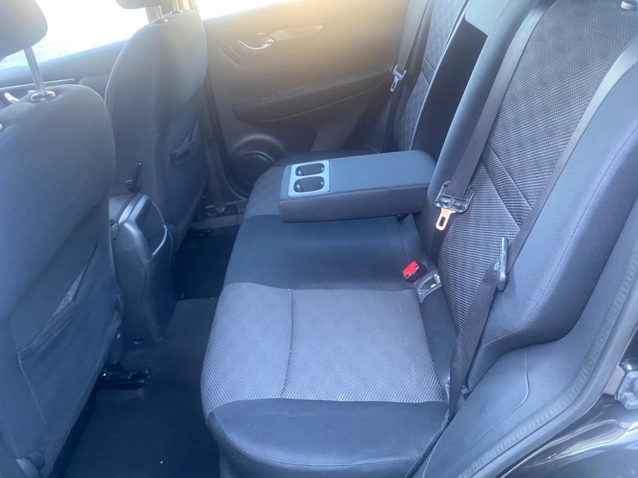 Nissan Qashqai 1.5 dCi Visia