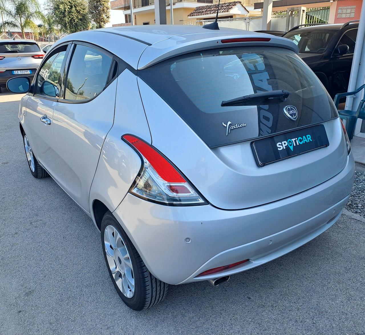 Lancia Ypsilon 1.2 69 CV GPL Ecochic Gold 2021