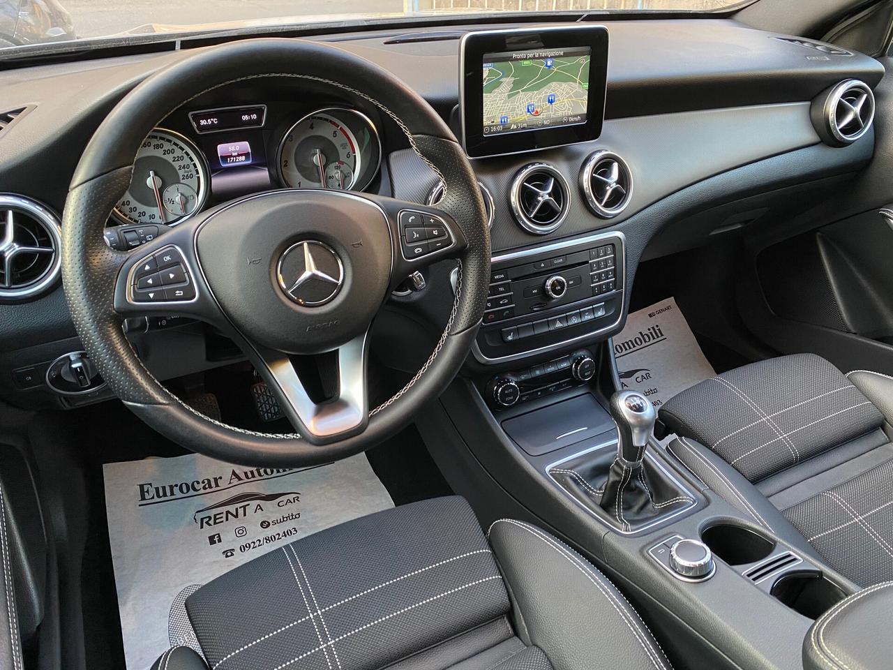 Mercedes-Benz GLA 200 d - Premium