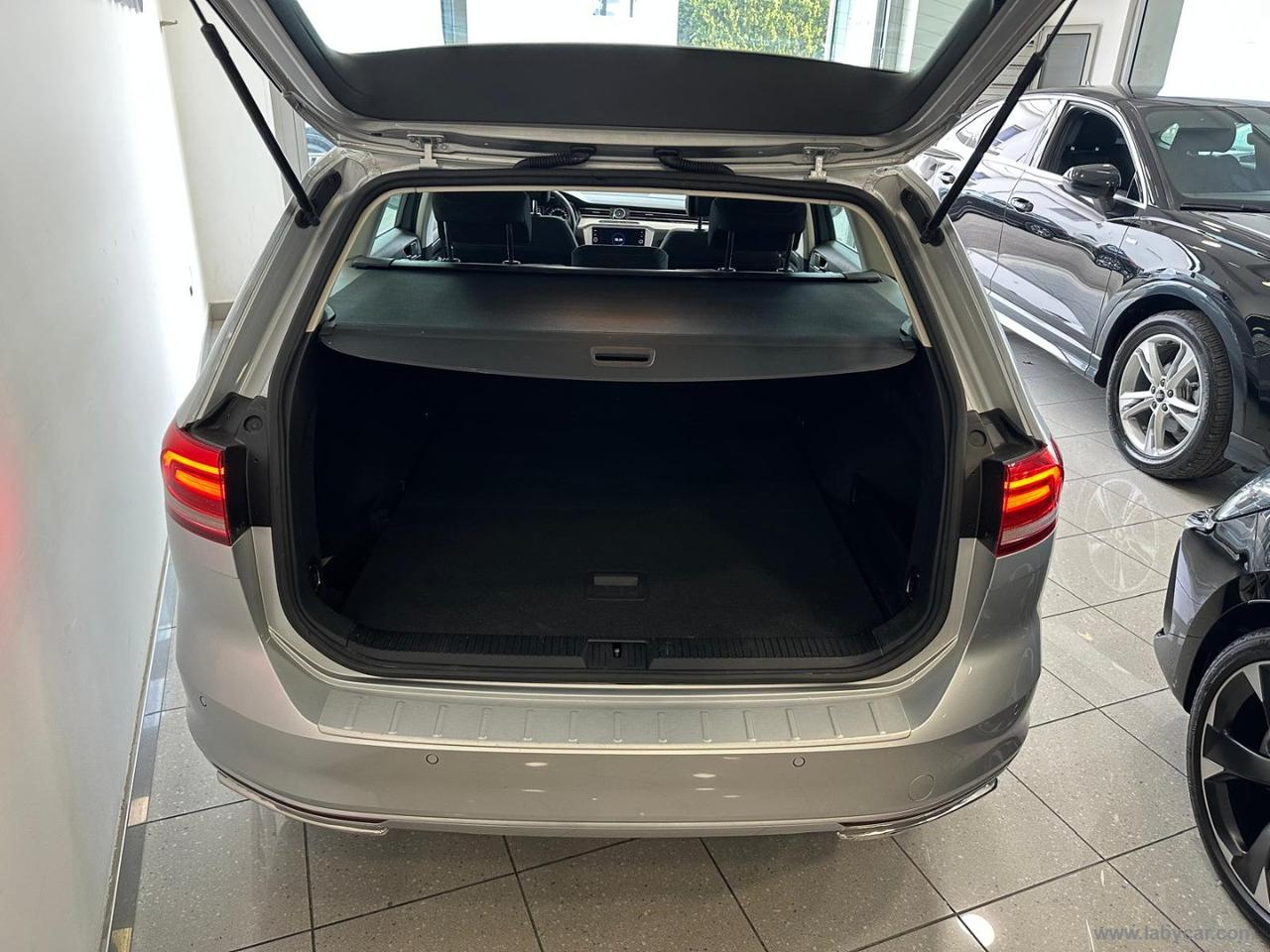 VOLKSWAGEN PASSAT VARIANT 1.6 TDI DSG BUSINESS BMT
