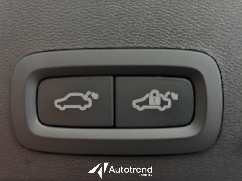 Volvo XC40 Recharge T5 180+82 CV Recharge Plug-in Hybrid Inscription Expression