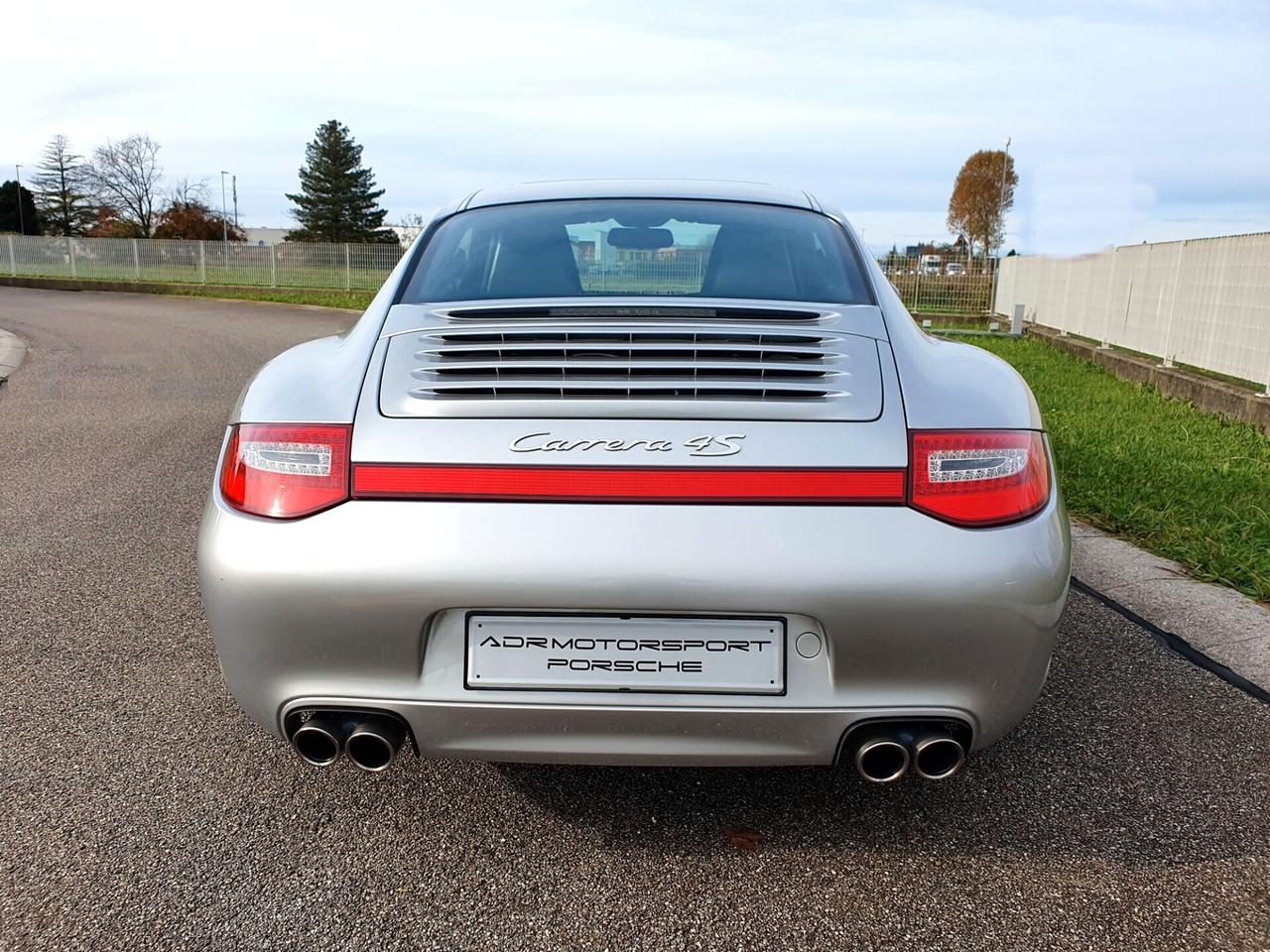 Porsche 911 997.2 Carrera 4S Coupé
