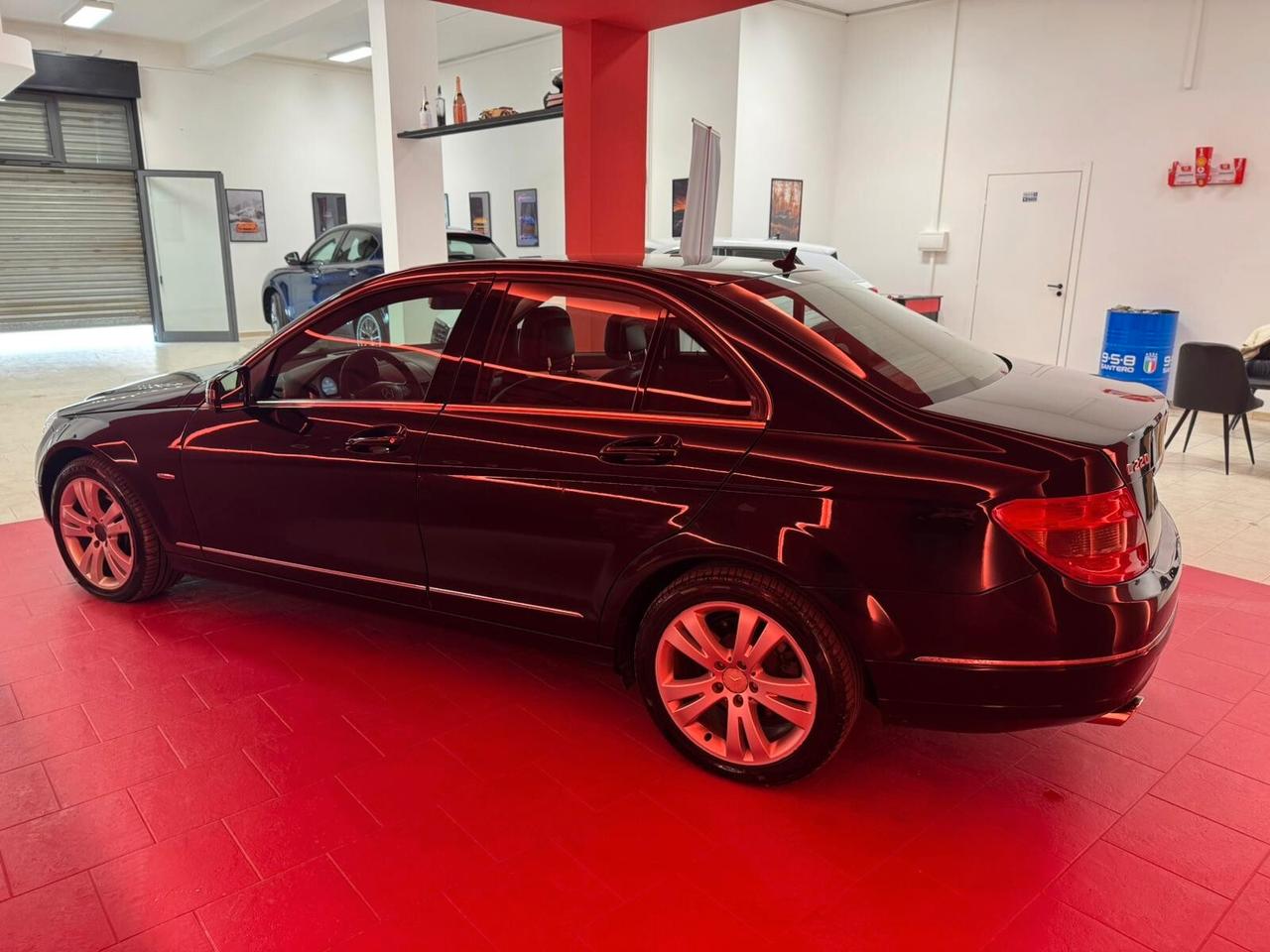 Mercedes-benz C 220 200 CDI BlueEFFICIENCY Avantgarde