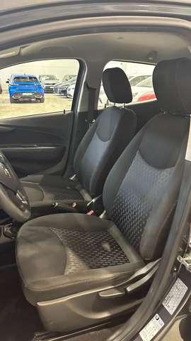 Opel Karl 1.0 Rocks 73cv