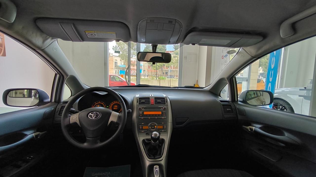 Toyota Auris 1.4 D-4D 5 porte Sol MY'08