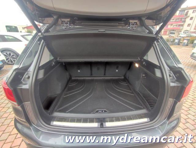 BMW X1 sDrive18d xLine 150cv