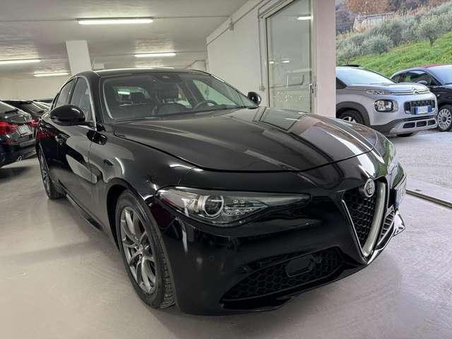 Alfa Romeo Giulia Giulia 2.2 t Business Sport LaunchEdition 180cvaut