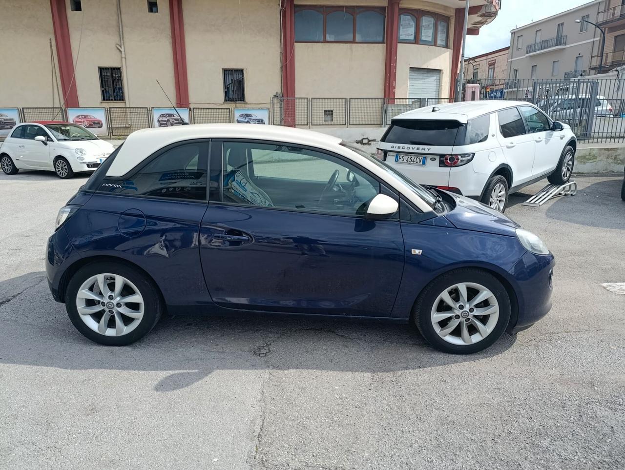 Opel Adam 1.2 70 CV