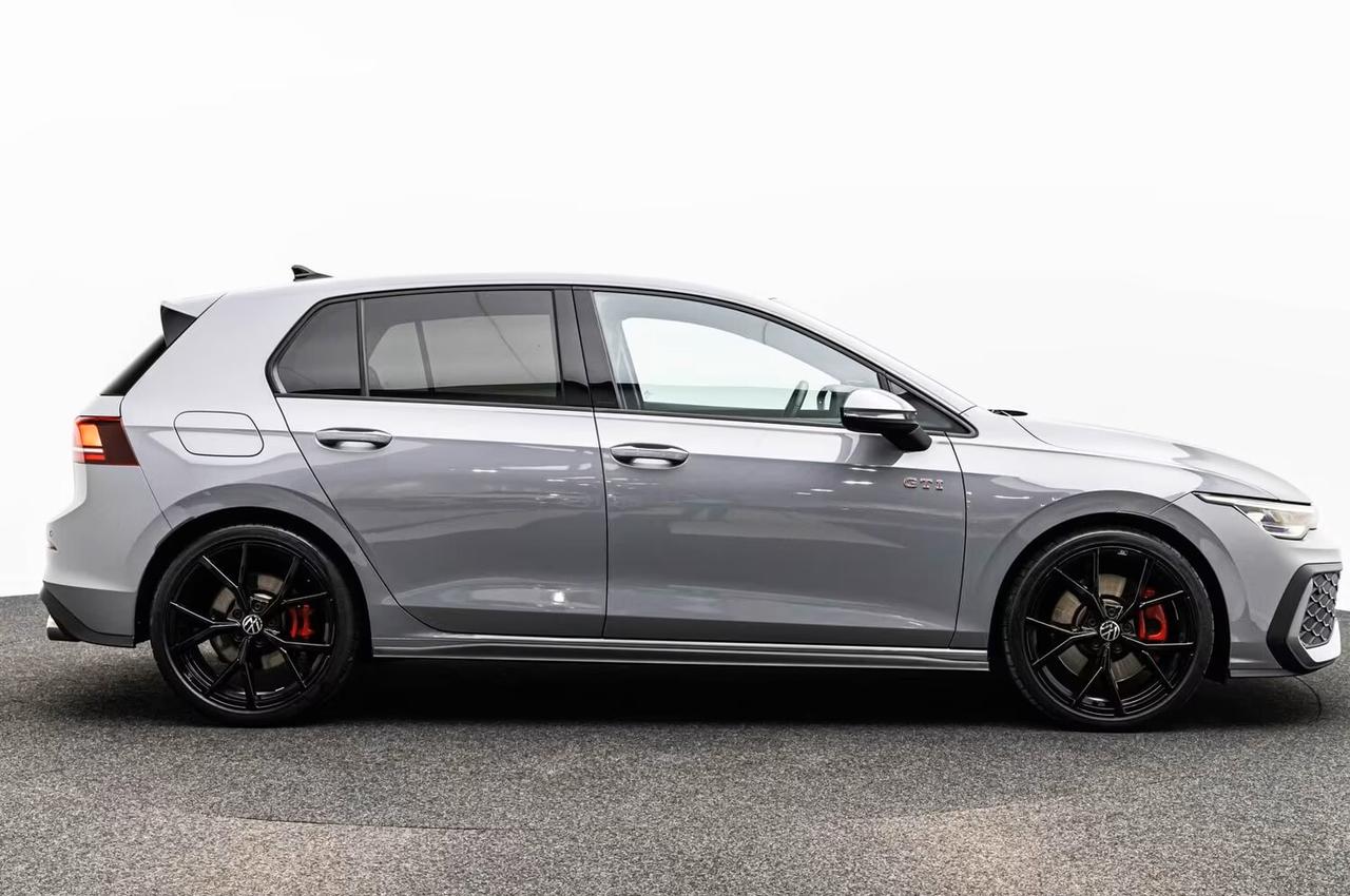 Volkswagen Golf GTI 8.5 2.0 TSI DSG TELECAMERA HARMAN/KARDON