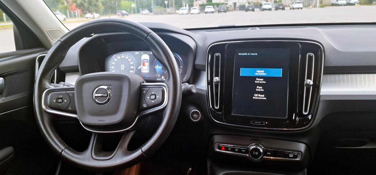 Volvo XC40 B4 AWD Geartronic Inscription