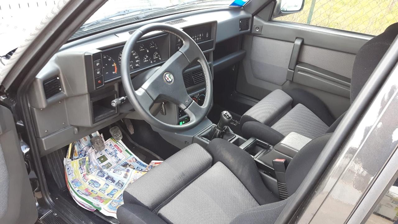 Alfa Romeo 75 1.8i turbo Quadrifoglio Verde