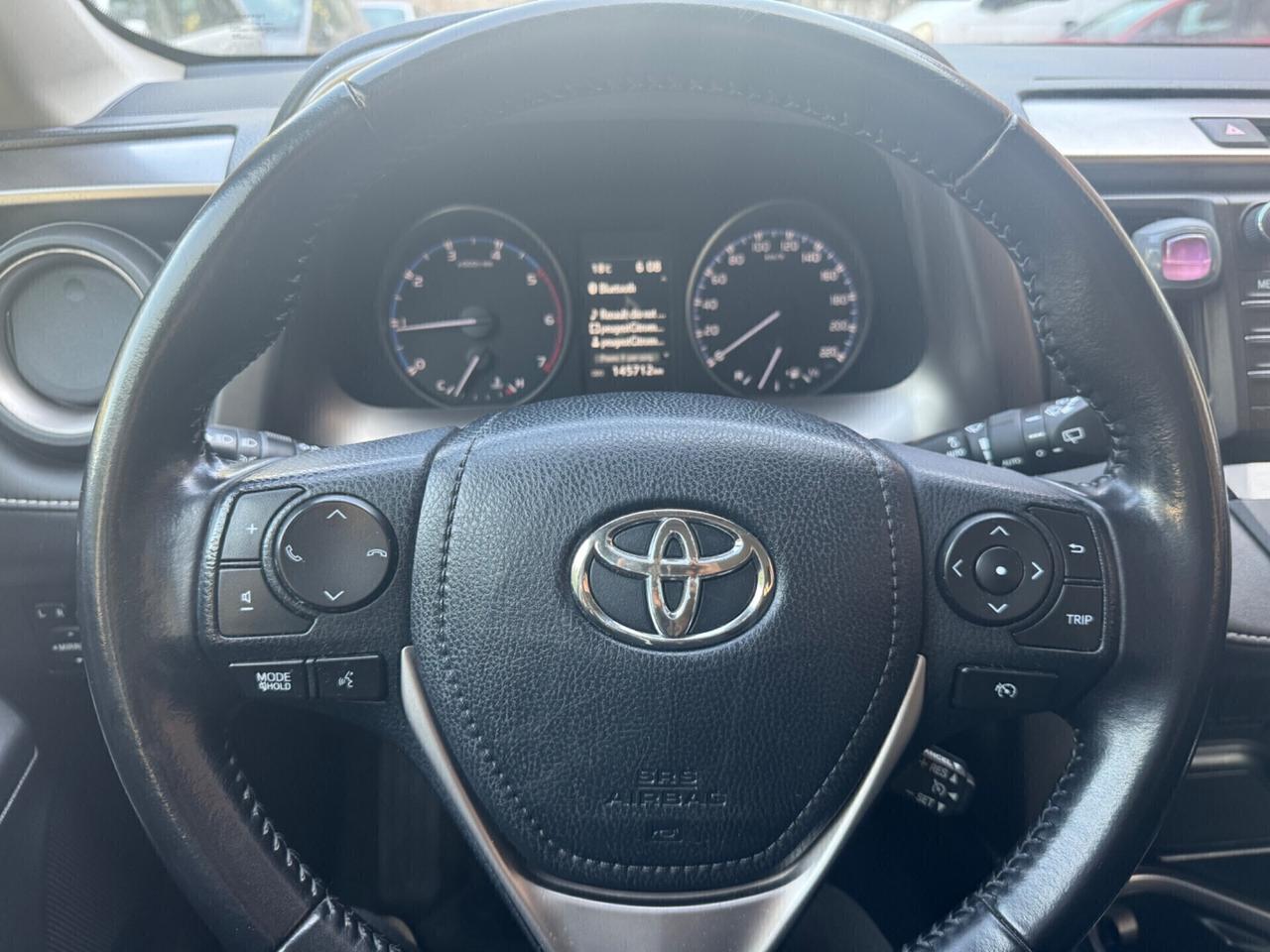 Toyota RAV 4 RAV4 2.0 D-4D Active 2016