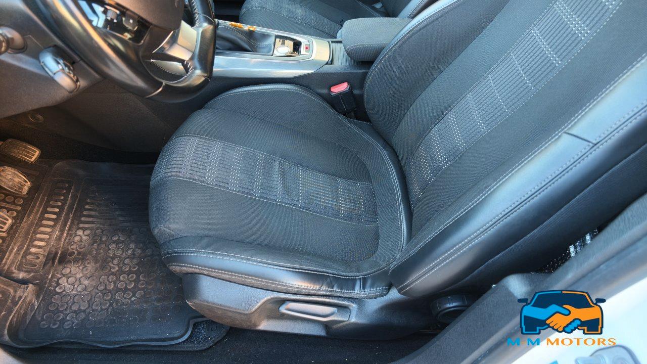 Peugeot 308 Station Wagon 308 SW Allure 130cv my18