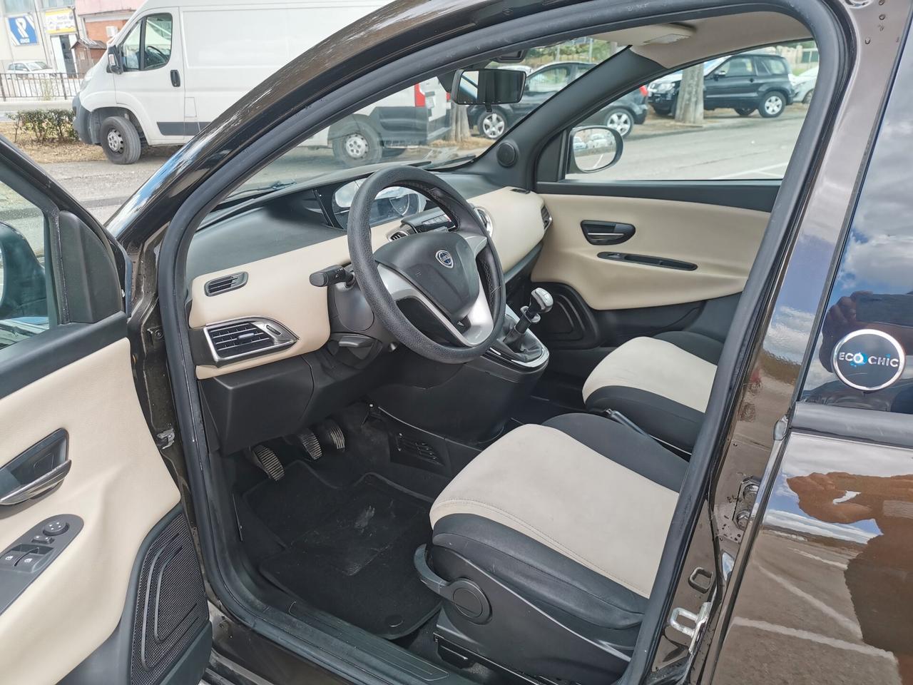 Lancia Ypsilon 1.2 GPL OK NEOPATENTATI
