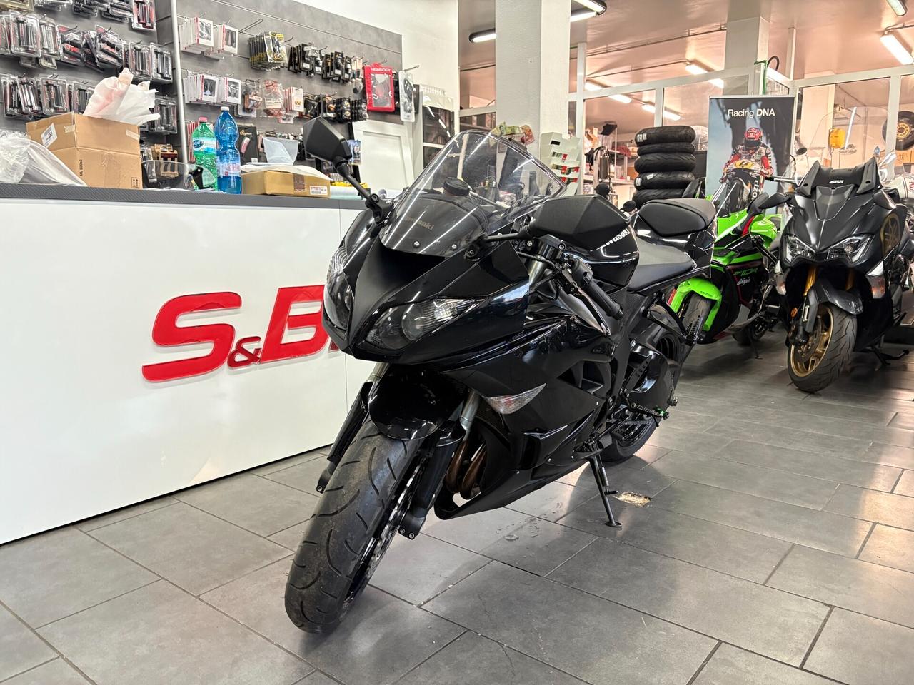 Kawasaki Ninja 600 ZX-6R - 2011