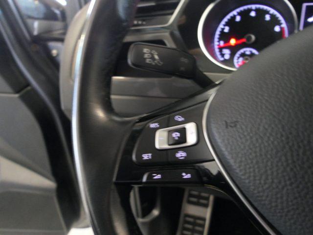 VOLKSWAGEN Touran 1.5 TSI ACT DSG Business BlueMotion Technology